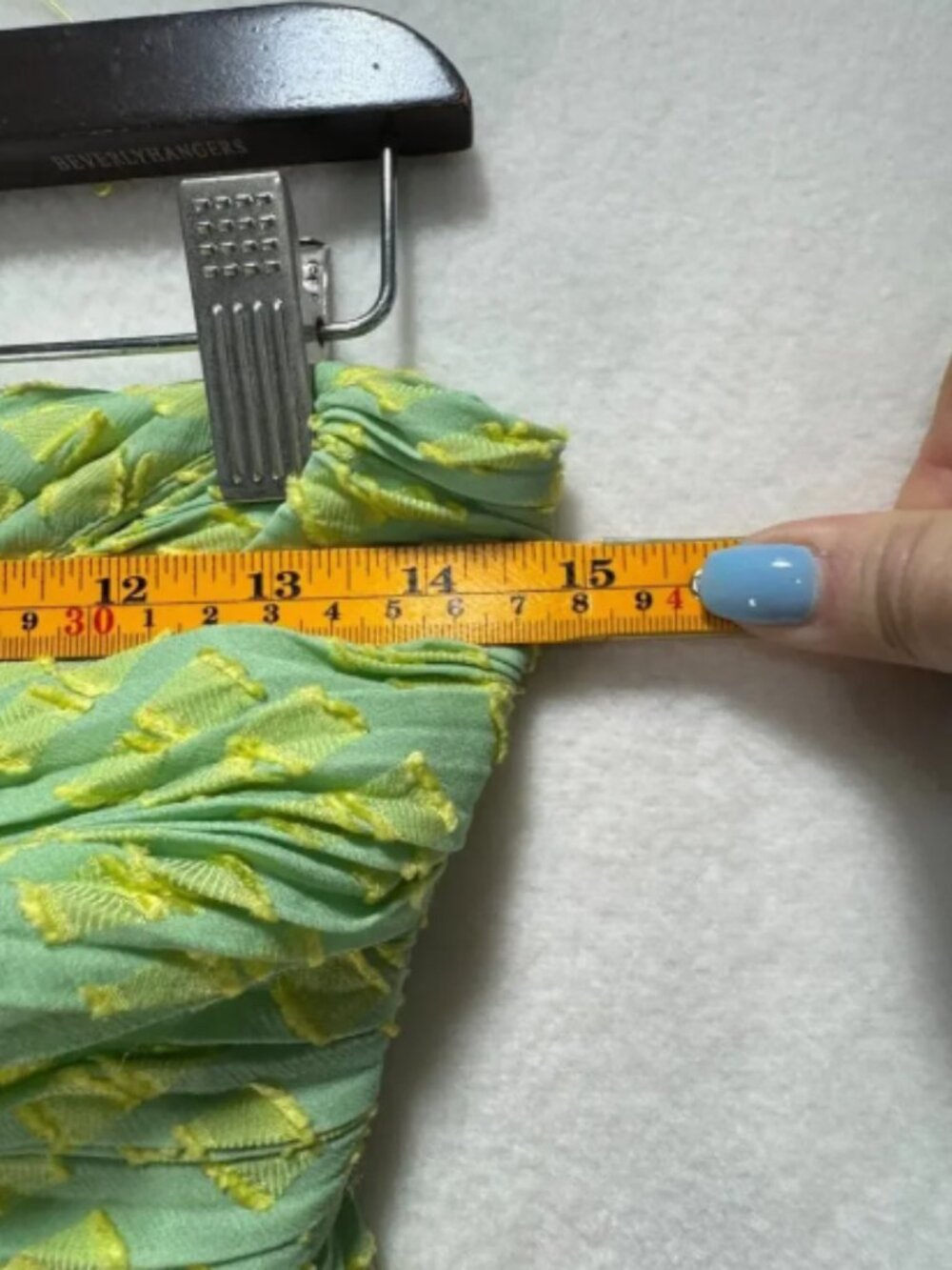 Alexis Elea Dress Gown Green Abstract Verde Textured Tiered Flowy - Picture 7 of 12